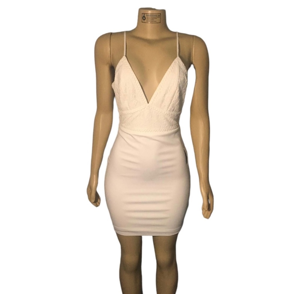 Lulus Mini off-white spaghetti strap body con dress. Size Small.